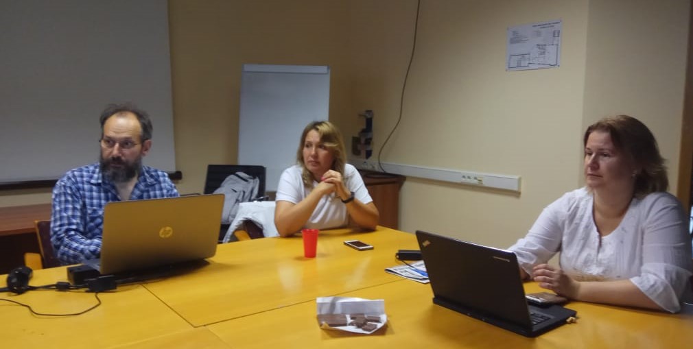 Работа над переводом.jpg