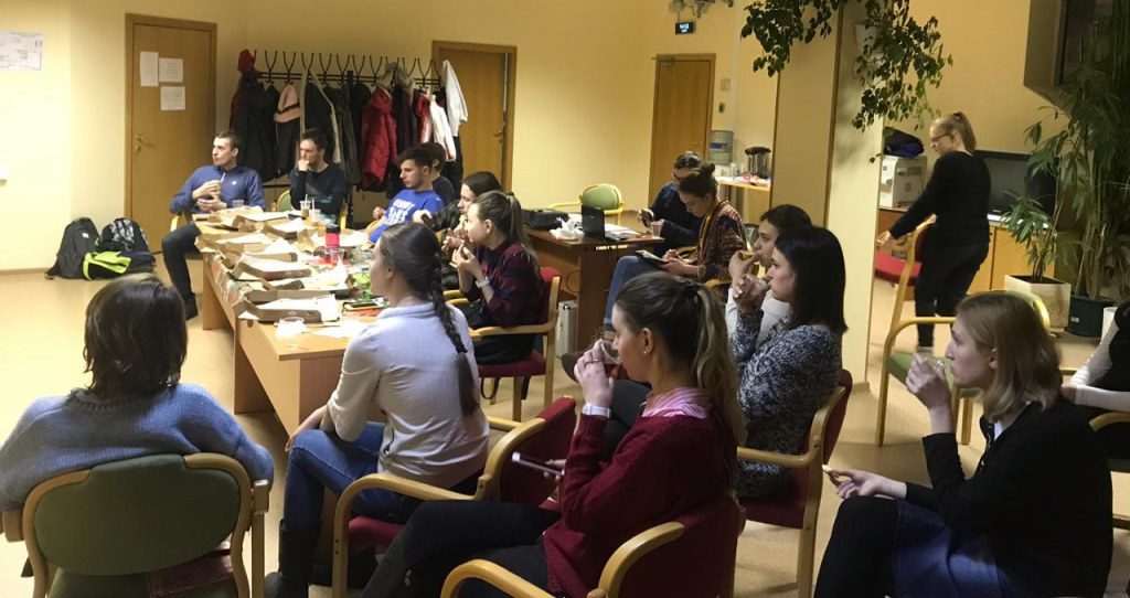 Встреча с глухой молодежью в РБО.png Встреча с глухой молодежью в офисе РБО.png