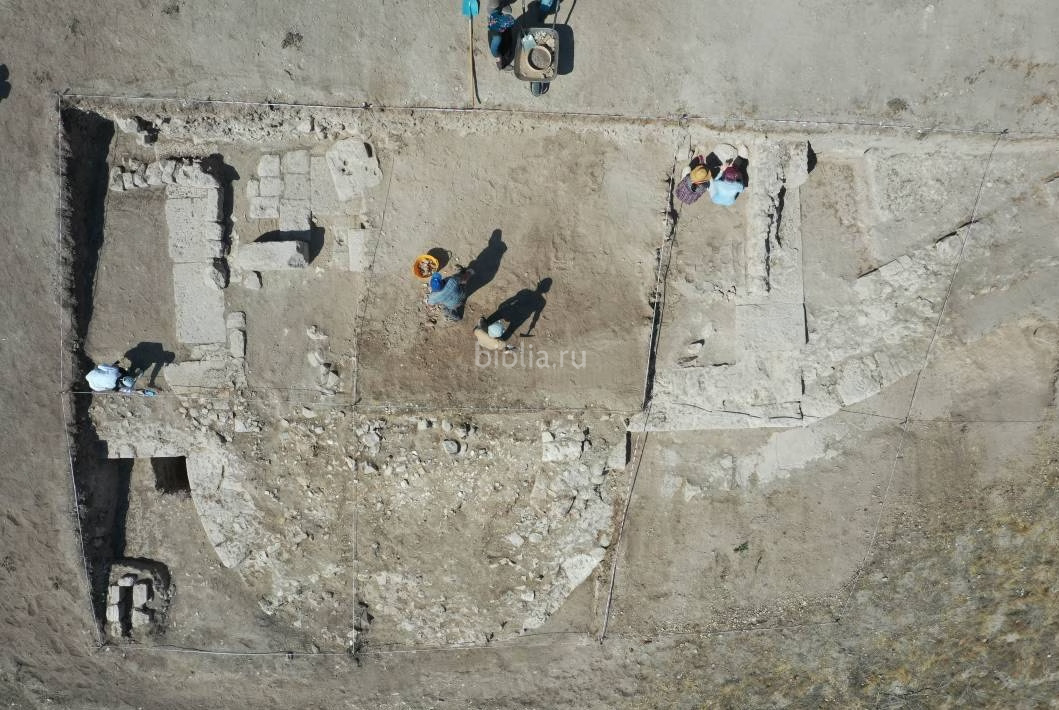 Листра-3.jpg Листра-3.jpg