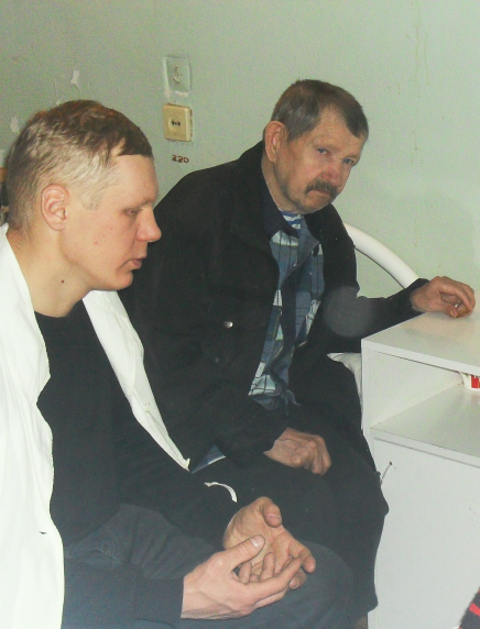 Саша (слева)_Архивное фото_.png