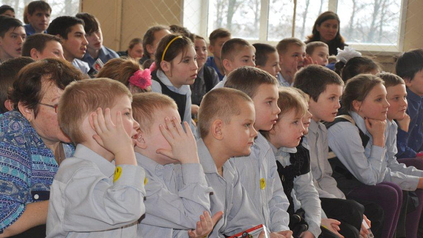 Нести радость туда, где она не бывает лишней